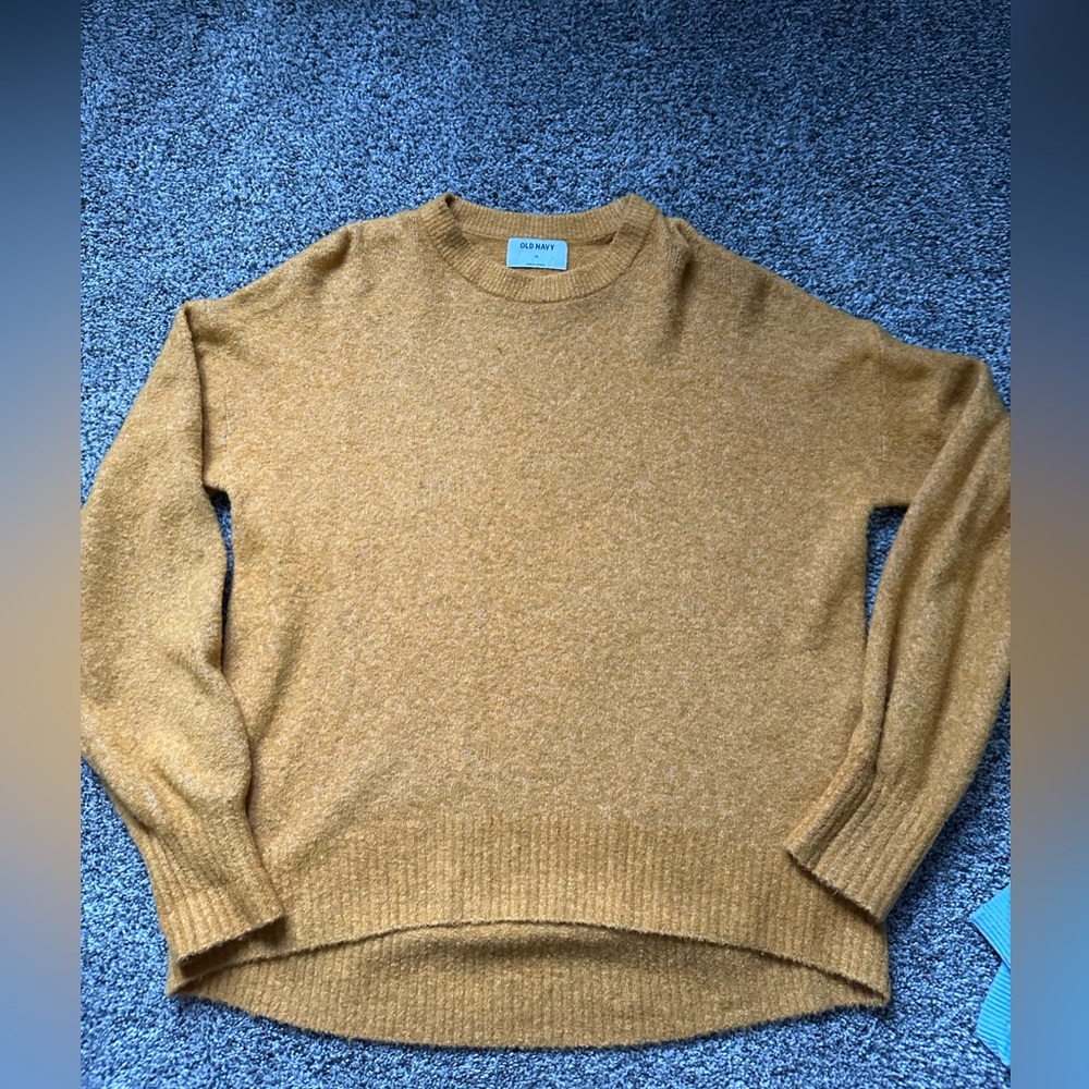 Old Navy Gold Crewneck Sweater Classic Style